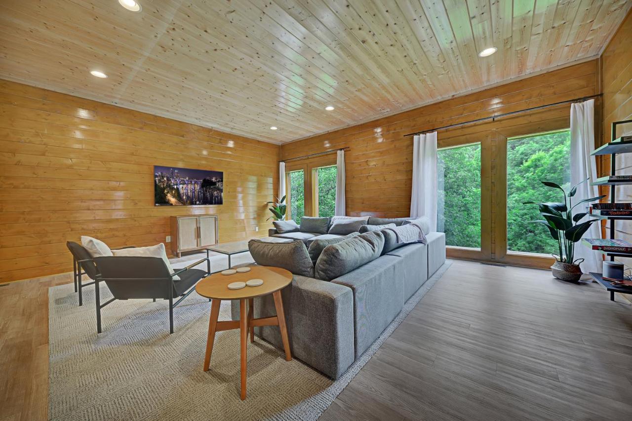 Gorgeous Large Mountain View Cabin W Hot Tub, Free Wifi, Games Villa Сивиървил Екстериор снимка